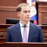 Фото – О штрафах за торговлю нелегальными деревьями