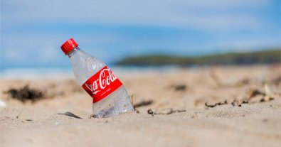 Photo – Coca-Cola and a number of other well-known brands have been exposed for lying about green packaging