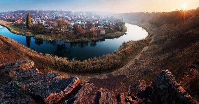 Фото – У Кривому Розі почали очищати русло забрудненого шахтними водами Інгульця