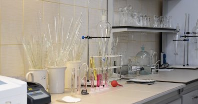 Фото – Під Києвом відкрили сучасну лабораторію для перевірки якості води в Дніпрі
