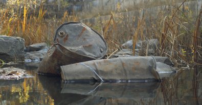 Фото – В Николаеве вблизи завода-гиганта произошла утечка нефтепродуктов. Фото катастрофы