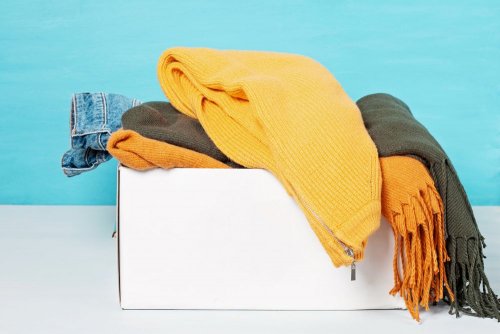 Де в Києві здати старий одяг і непотрібні речі: добірка локацій