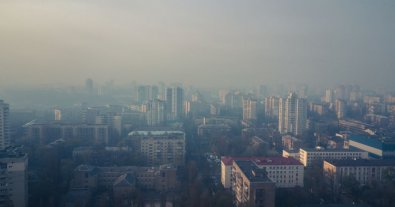 Фото – У Києві на проспекті Перемоги концентрація діоксиду азоту перевищена утричі