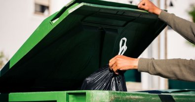 Фото – Стало известно, как в Киеве работают коммунальные службы и вывозят мусор