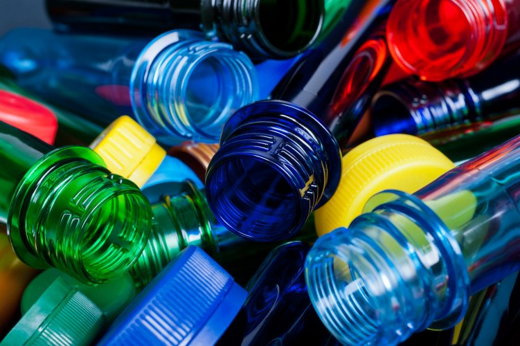 Украинцам объяснили, чего категорически нельзя делать при сортировке пластиковых бутылок
