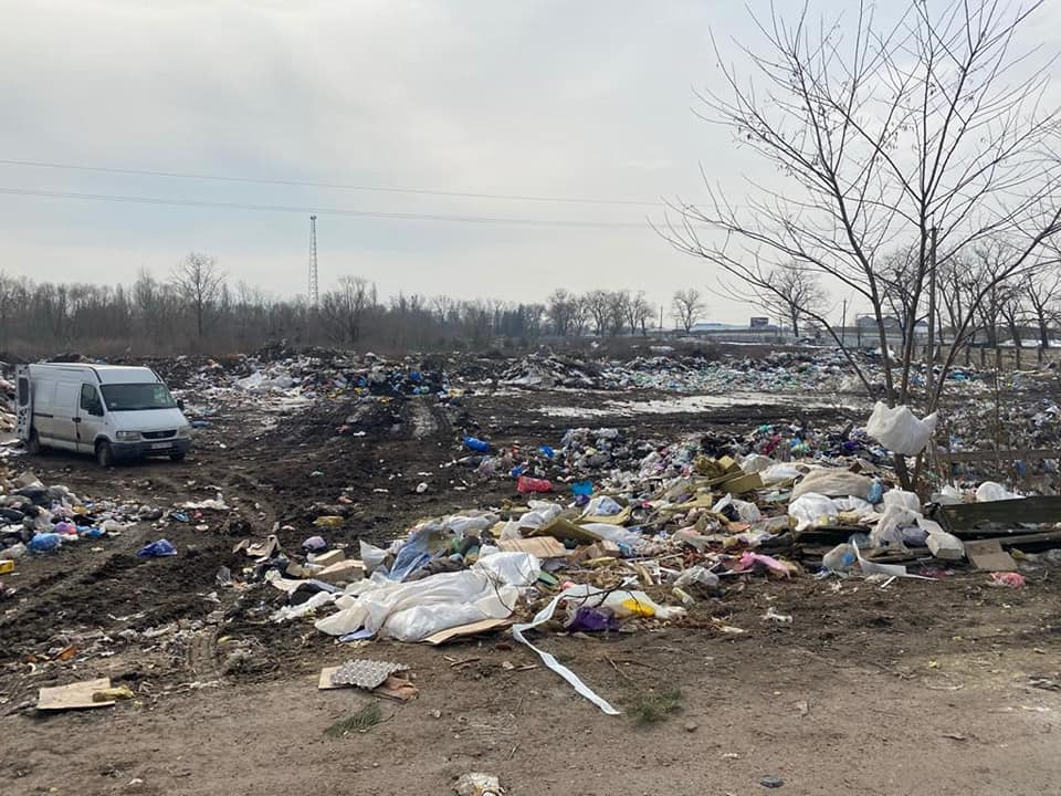 Фото – На Житомирщині завдяки супутнику виявили стихійне звалище. Фото
