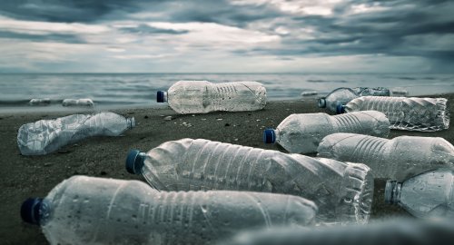 Стало відомо, яка країна найбільше забруднює світовий океан пластиком