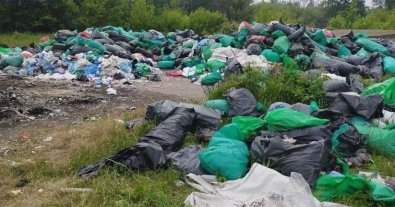 Фото – У Суми звезли медичні відходи з усієї України. Фото та відео