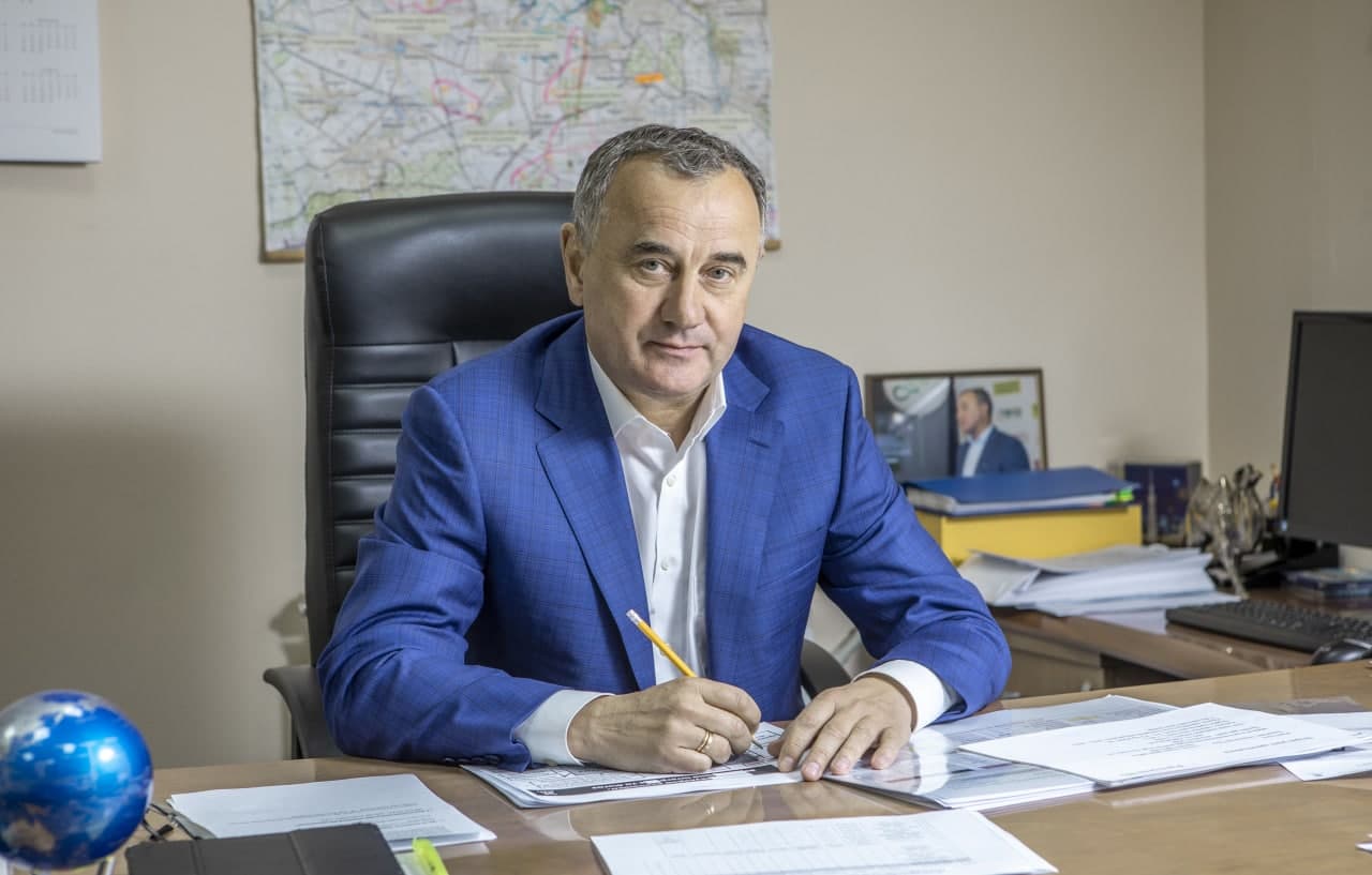 Фото – Олександр Домбровський: На зовнішніх ринках люблять слабких, їх простіше бити. І не люблять сильних, тому що тут треба боротися