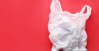 Фото – В Хмельницком запустили акцию по сбору "пакетов с пакетами" на переработку