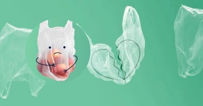 Фото – Украинцы запустили флешмоб, в котором разрывают отношения с пластиковым пакетом