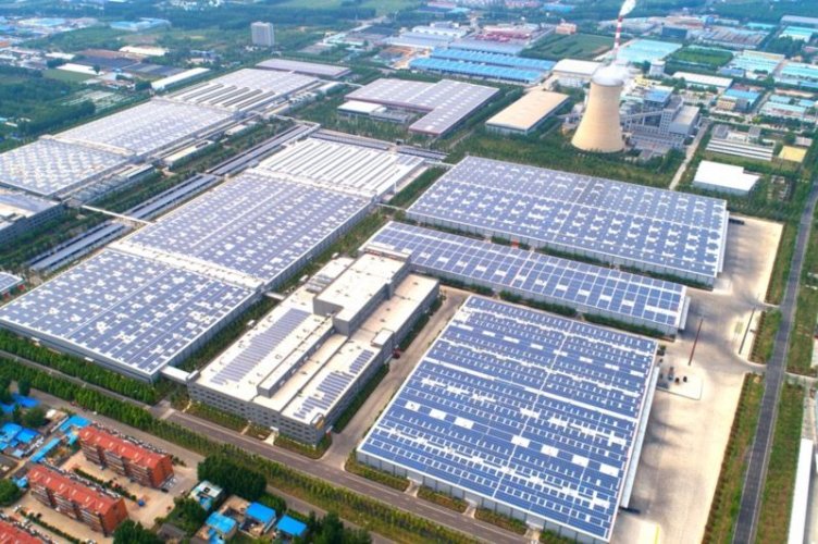 Крупнейшая в мире крышная солнечная электростанция заработала в Китае