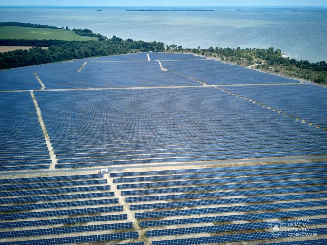 В Черкасской области заработала солнечная электростанция мощностью 55 МВт. Фото