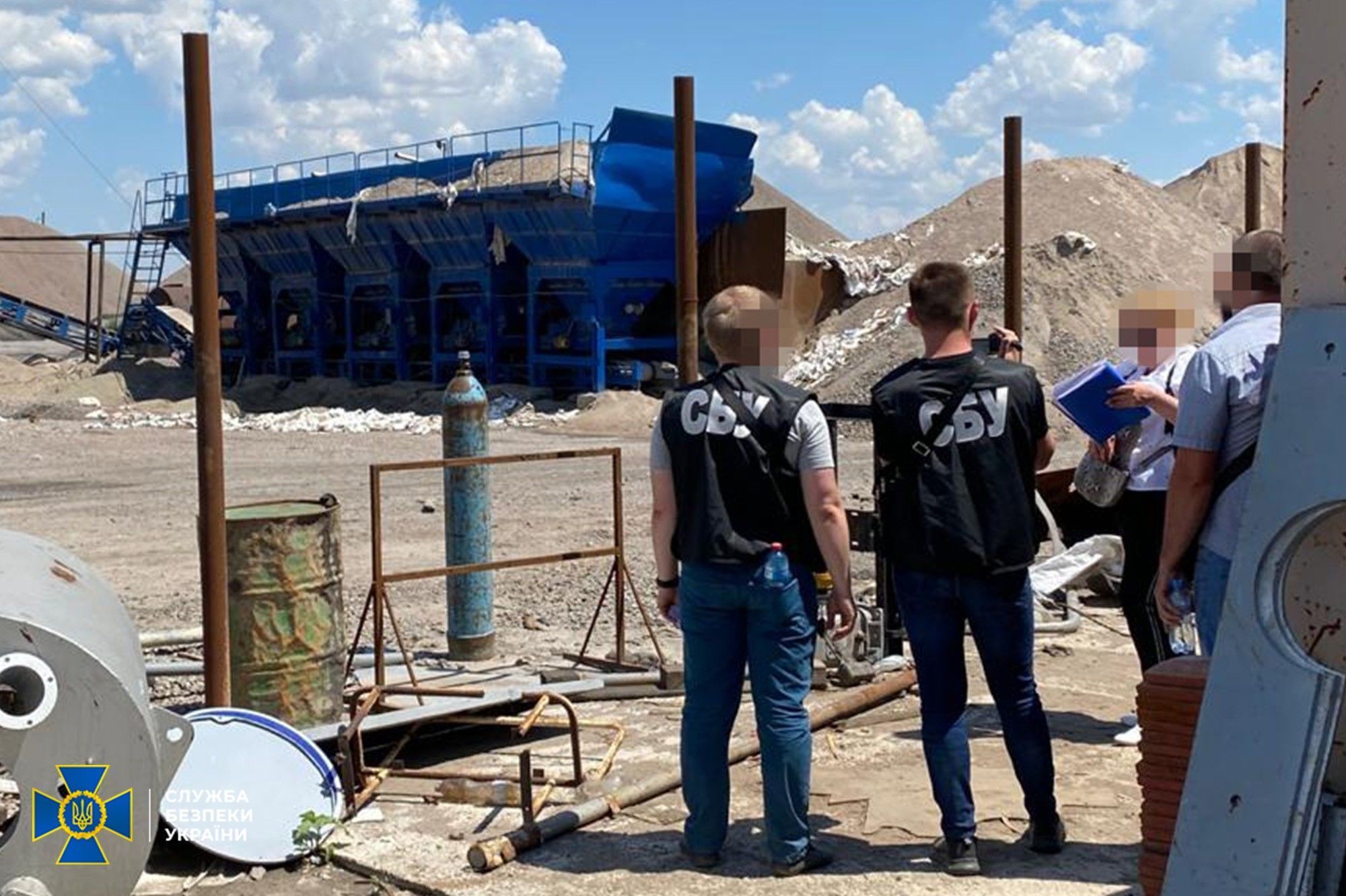 Фото – У Миколаївській області на забрудненні довкілля спіймали "тендерного троля"