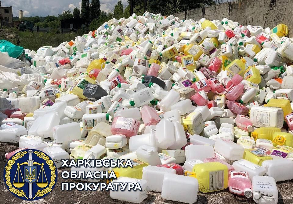 Фото – Харківський бізнесмен скидав відходи в річку та потрапив під слідство. Фото