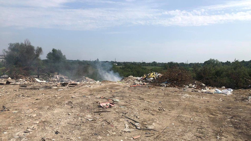 Фото – Сміттєвий скандал у Львові: депутати розповіли про незаконне звалище на Пластовій