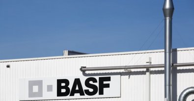 Фото – Глава концерна BASF раскритиковал план ЕС по сокращению выбросов CO2