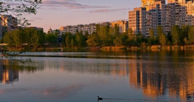 Фото – В Киеве волонтеры уберут Иорданское озеро: как присоединиться