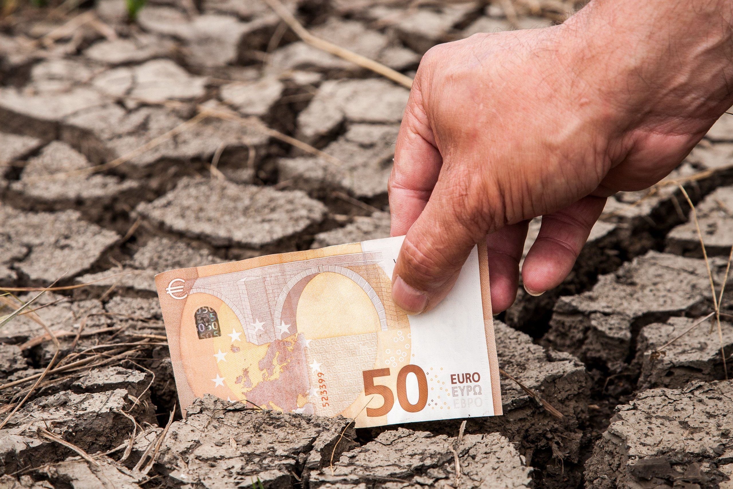 Photo – Tensions are growing over compensation for climate change ahead of COP27 – Europress