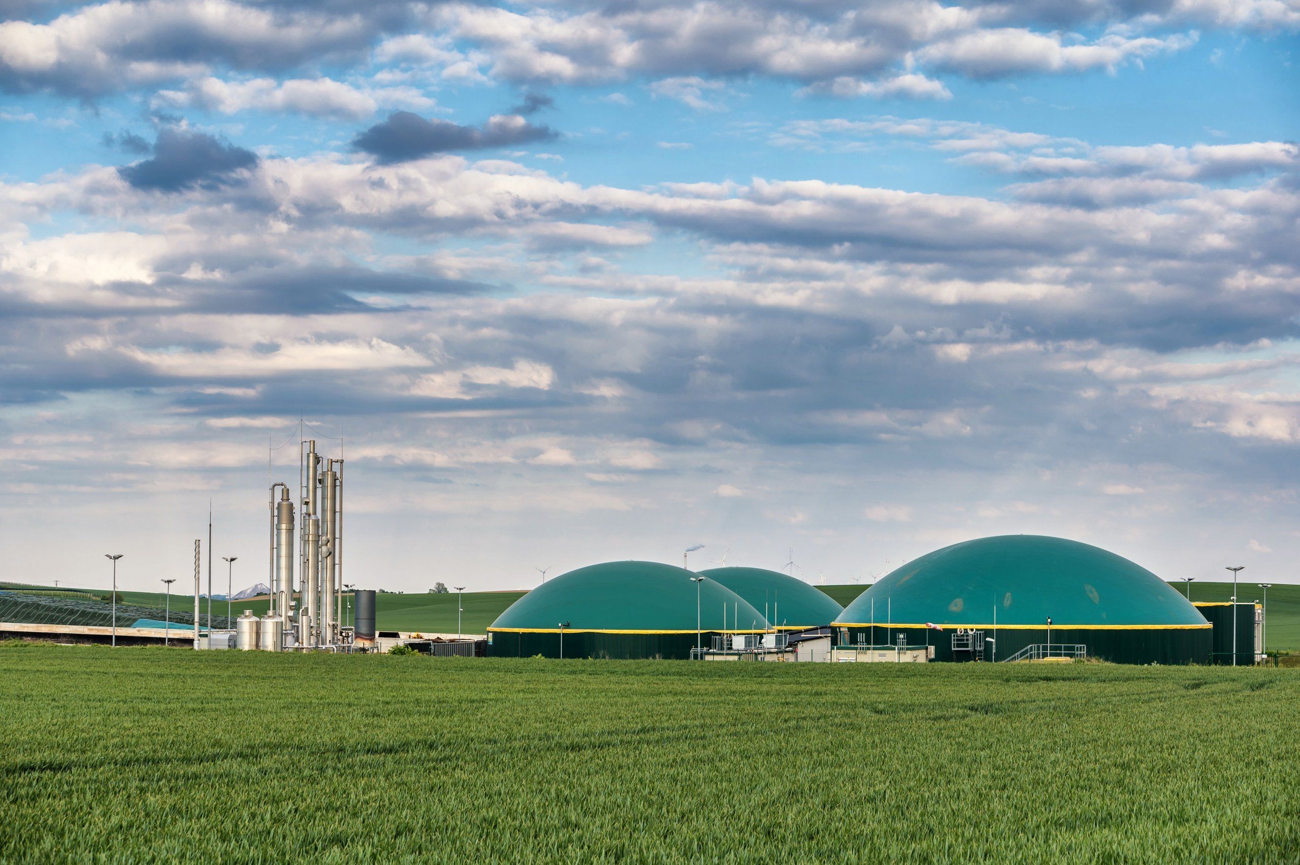Photo – Ukraine exports first batch of liquefied biomethane to the EU