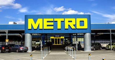 Фото – Станцію сортування відходів у супермаркеті Metro у Києві показали на фото