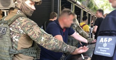 Фото – В Одесі посадовець екоінспекції та засновник громадської організації "погоріли" на хабарі