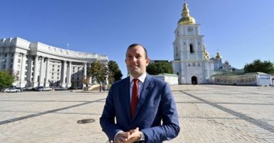 Фото – "Мільярд дерев" не вразив, де реальні результати? – підсумки візиту єврокомісара з питань довкілля