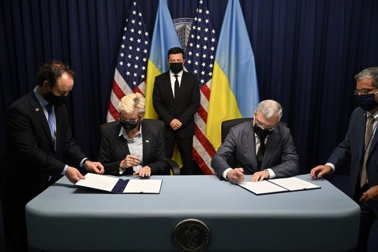 Украина и США договорились об усилении сотрудничества в сфере энергетики и климата