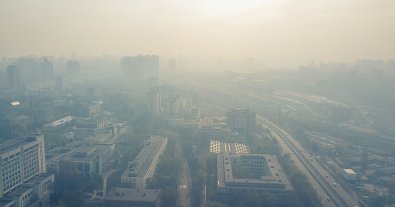 Фото – В Киеве в воздухе зашкаливал уровень токсичных газов: названы улицы