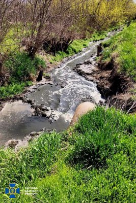 В реку Ингул в Кировоградской области сбрасывали отходы: содержание нитратов превышено в 13 раз