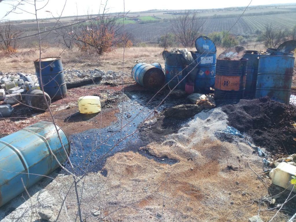 Фото – У Запорізькій ОДА провели перевірку звалища хімічних і медичних відходів