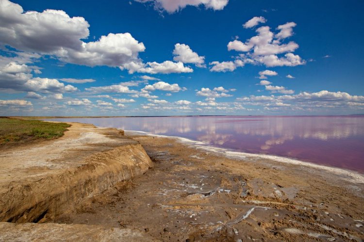 Суд обязал санаторий "Гопри" оплатить 4,6 млн грн за нанесение ущерба соленым озерам