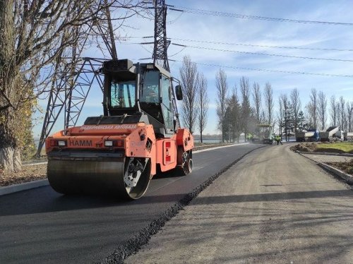 "ДТЕК Енерго" першою в Україні побудувала дорогу з золошлаками