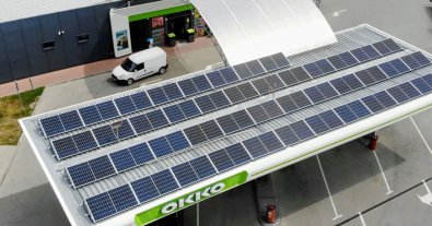 Фото – За год “ОККО” установило солнечные электростанции на 50 заправках