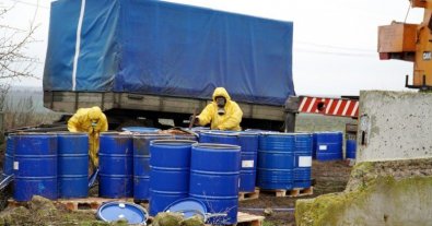 Фото – Ядовитое наследие: в каких областях Украины больше всего непригодных агрохимикатов