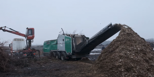 У Черкасах відходи почали переробляти на екологічне паливо. Відео