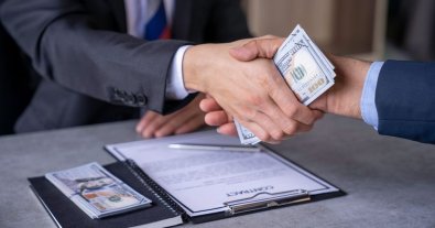 Фото – НАБУ подозревает 10 человек в хищении 116 млн грн "Киевзеленстроя"