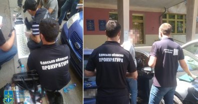 Фото – Вимагали $1500 у власника кафе: в Одесі двох екоінспекторів судитимуть за хабар
