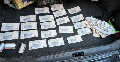 Фото – В Киеве "погорел" на взятке чиновник Госгеокадастра