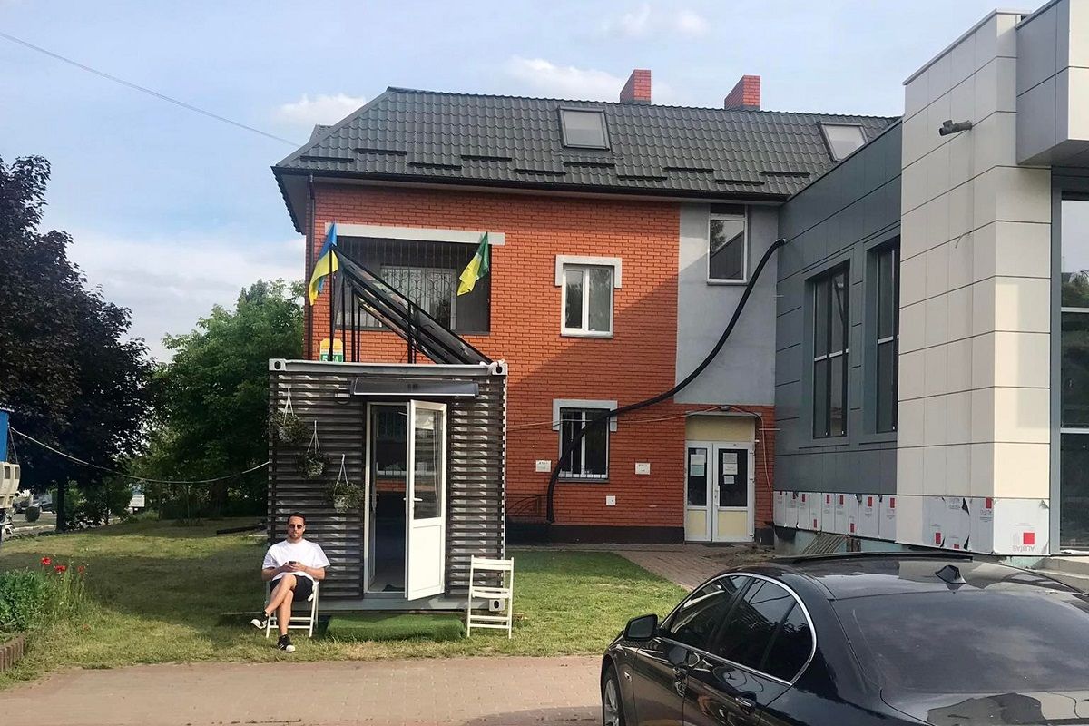 Photo – Eco-houses with solar panels will be installed in Bucha for people who have lost their homes. Photo
