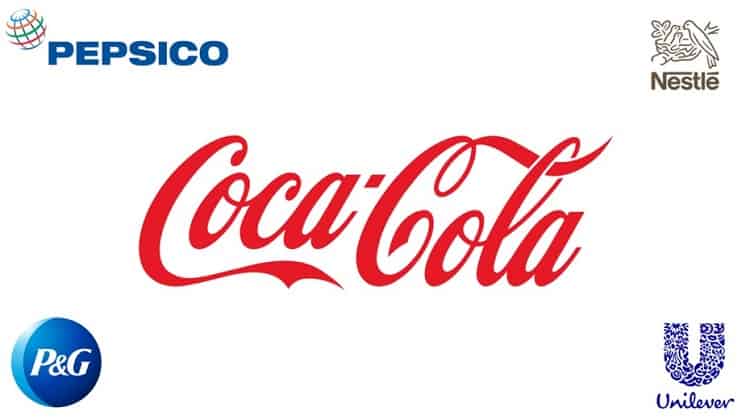 Coca-Cola и еще 4 лидеров в загрязнении пластиком призвали "очиститься"