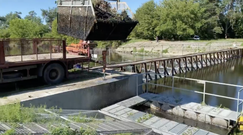 All the garbage from the Uda River was taken away the seventh time. Video