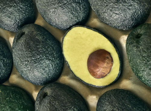 Британские ученые создали искусственное авокадо, которое не "убивает" природу