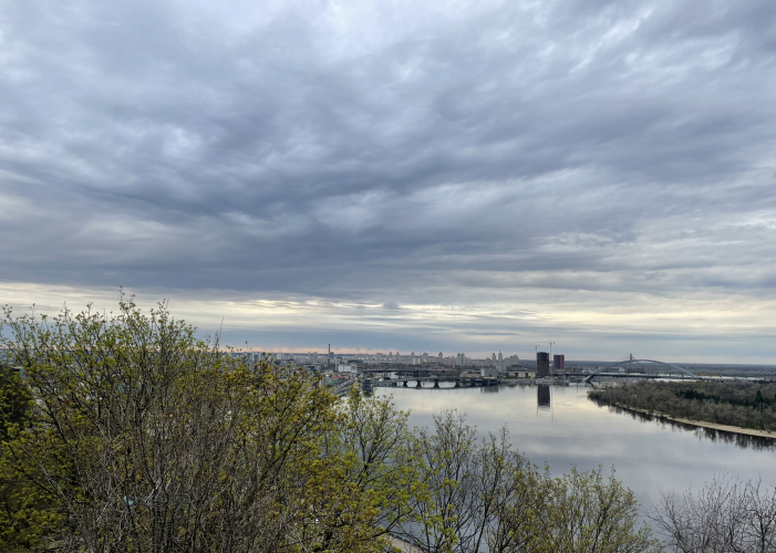 A threefold excess of the content of poisonous gases in the air in Kyiv