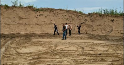 Фото – На Закарпатті незаконно видобули піску на 10 мільйонів гривень