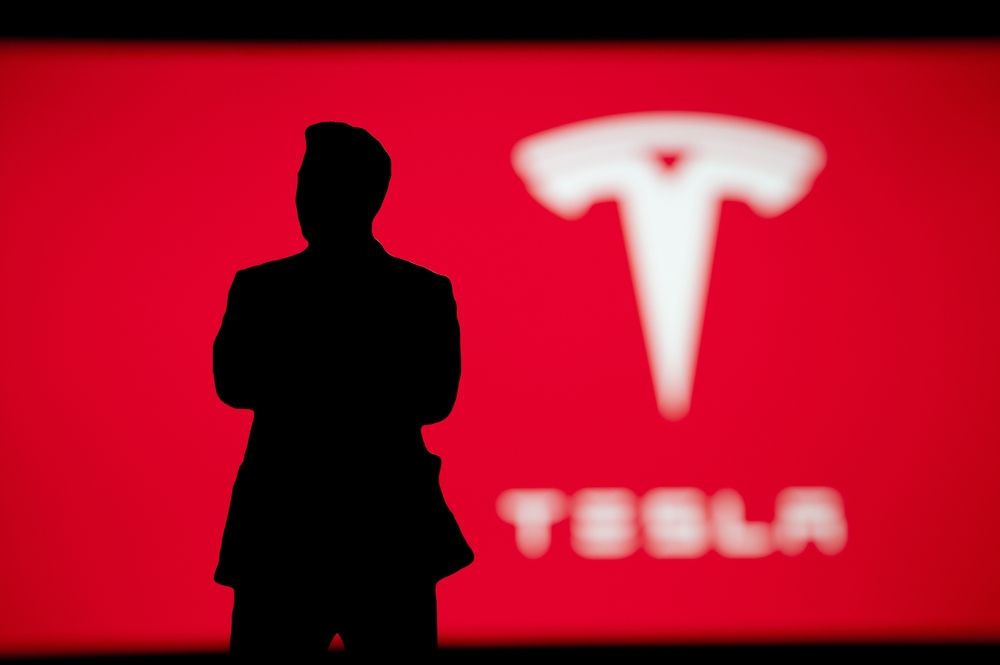 Photo – Tesla is launching low-cost versions of the Model S and X electric cars