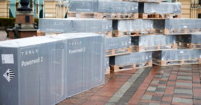 Photo – Ukrainian hospitals received 300 energy storage systems from philanthropists