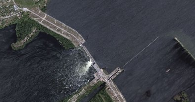 Фото – В сети появились новые видео с первых минут подрыва Каховской ГЭС