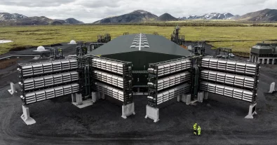 Фото – Швейцарська Climeworks відкрила найбільший у світі завод з видобутку CO2 з повітря