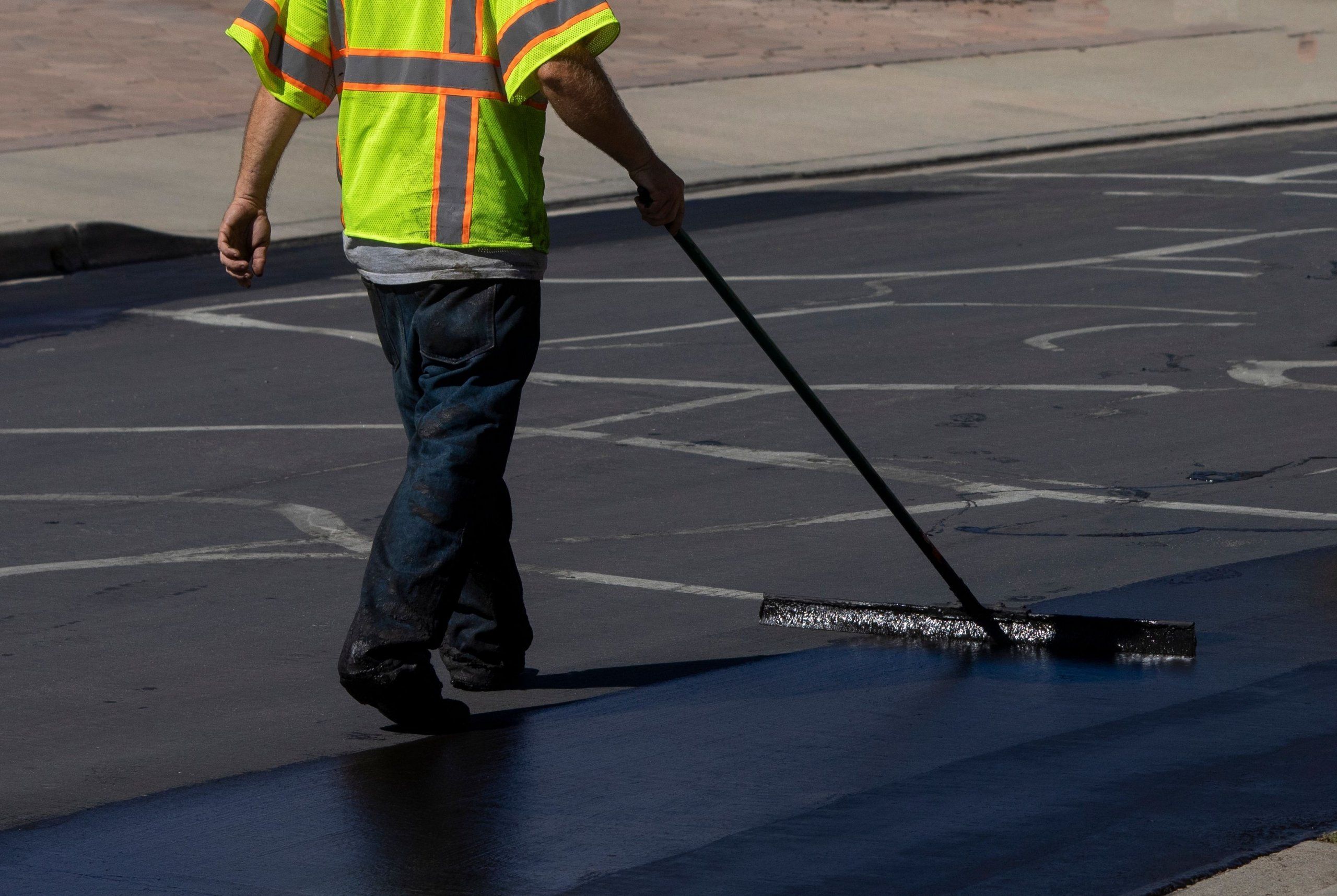 Photo – Madrid was covered with mango-flavored asphalt instead of planting trees